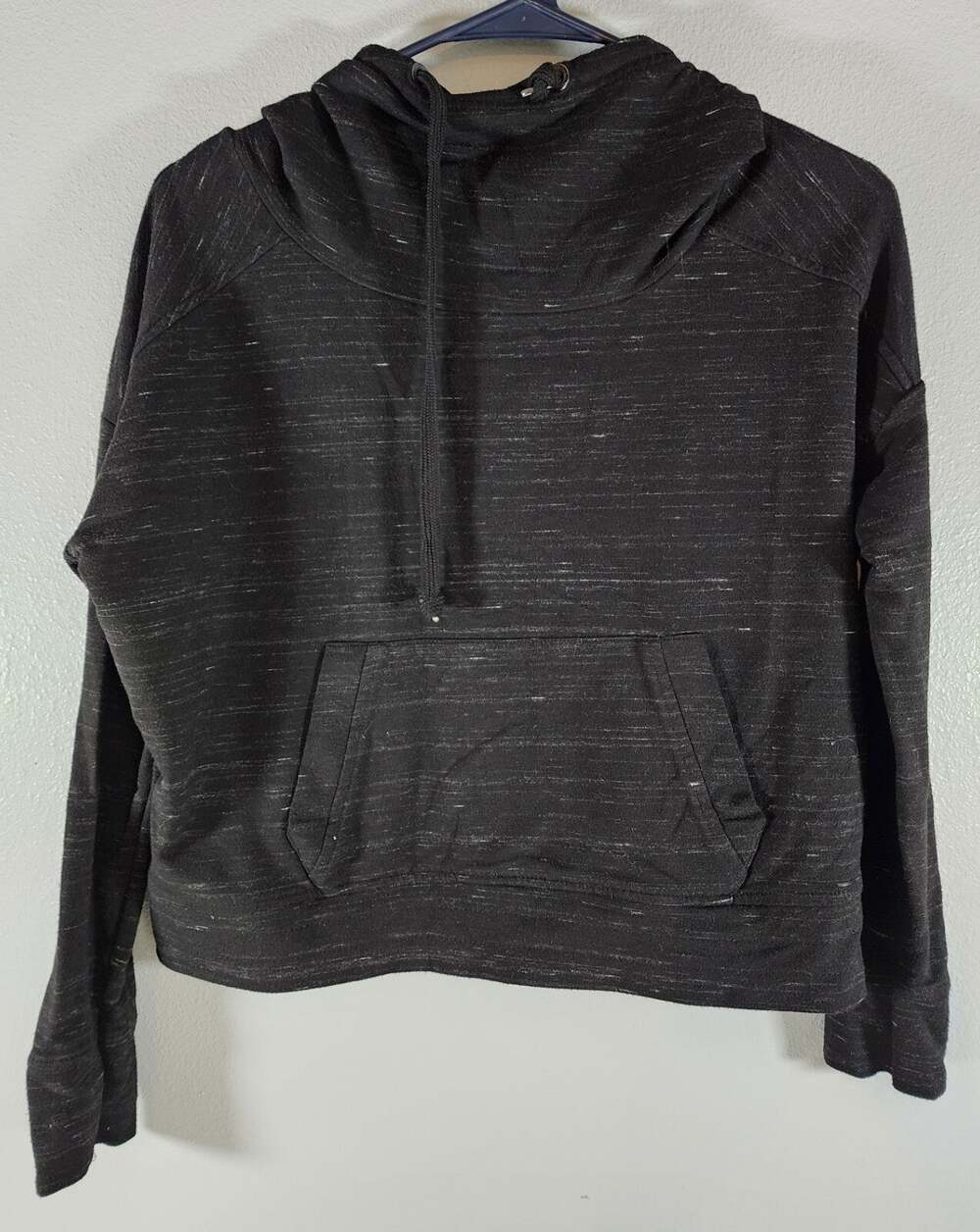American Eagle Outfitters Black Cropped Hoodie Size S
